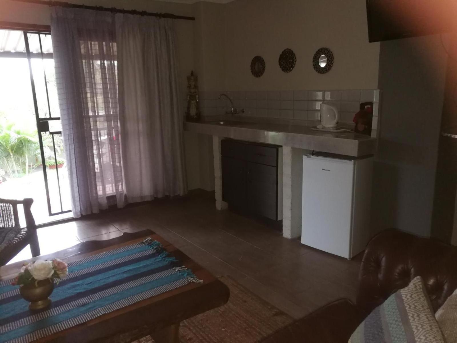 Meerkat Manor Komatipoort Quarto foto